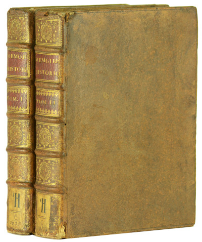 Mémoires historiques présentés au souverain pontife Benoit XIV, sur les missions des Indes orientales où l'on fait voir que les PP. capucins missionnaires ont eu raison de se séparer de communion des RR. PP. missionnaires jésuites qui ont refusé de se soumettre au décret de M. Le Cardinal de Tournon légat du S. Siège, contre les rits malabares : Ouvrage qui contient une suite complette des Constitutions, Brefs & autres décrets apostoliques concernans ces rits, pour servir de règle aux missionnaires de ces pays-là (sic). 