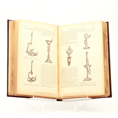 Petit dictionnaire des traditions populaires messines. Gravures de C. Kieffer. 