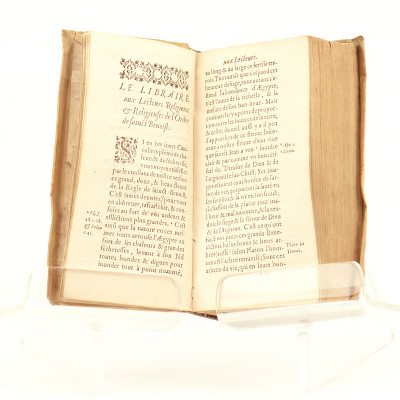 La Règle de S. Benoist, traduite nouvellement en françois, avec les Considérations spirituelles sur les poincts principaux de chaque Chapitre d'icelle, par le R. P. D. Ph. François Religieux Benedictin. 