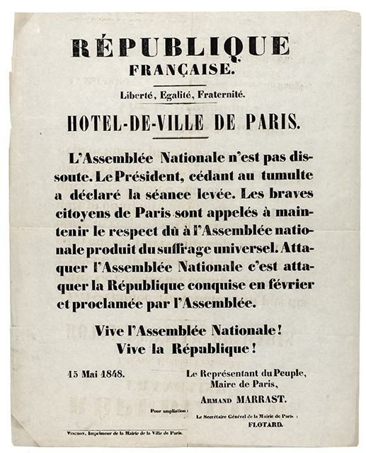 Hôtel-de-Ville de Paris. L'Assemblée Nationale n'est pas dissoute. 