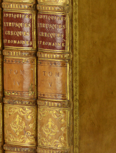 Antiquités étrusques, grecques et romaines gravées par F. A. David. Avec leurs explications, par d'Hancarville. 
