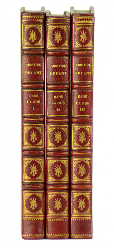 Dans la Rue. Chansons et monologues. Dessins de Steinlen. Édition définitive. - Dans la Rue. Deuxième volume. Chansons et Monologues. Dessins de Steinlen - Dans la Rue. Troisième volume. Chansons & Monologues. Dessins de Poulbot. 