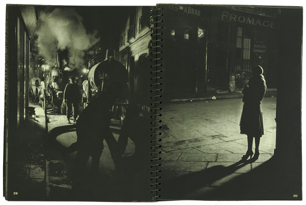 Paris de nuit. 60 photos inédites de Brassaï publiées dans la collection "Réalités" sous la direction de J. Bernier. 