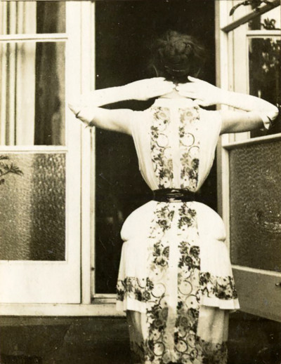  The Corset in the Seventeenth and Eighteenth Centuries. 
