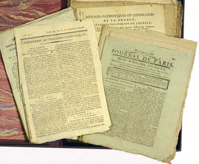 L'Ami du Peuple, et de nombreux imprimés et manuscrits concernant la Révolution française. 