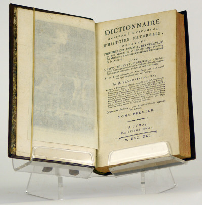 Dictionnaire raisonné universel d'histoire naturelle, contenant l'histoire des animaux, des végétaux et des minéraux, et celle des corps célestes, des météores, et des autres principes de la nature. Avec l'histoire des trois règnes, et le détail des usages de leurs productions dans la Médecine, dans l'économie domestique et champêtre, et dans les arts et métiers…. 