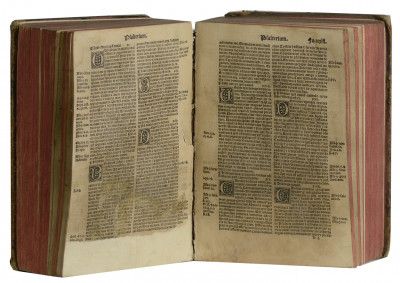 Biblia cum summariorum apparatu pleno quadruplicique repertorio insignita. 