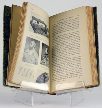 La civilisation caucasienne. Préface et traduction du Dr George Montandon. Avec 55 figures, 3 cartes et 24 planches hors texte. 