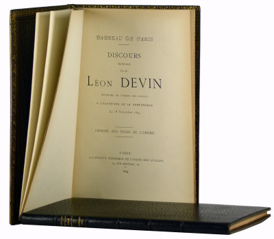 Discours prononcé par M. Léon Devin, Bâtonnier de l'Ordre des Avocats, à l'ouverture de la Conférence, le 18 novembre 1899. Discours prononcé par M. Léon Devin, Bâtonnier de l'Ordre des Avocats, à l'ouverture de la Conférence des Avocats, le 17 novembre 1900. 