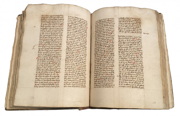 Manuscrit sur papier, en latin, daté de 1427 : CONRADUS DE SOLTAU, Quaestiones super quatuor libri sententiarum Petri Lombardi ; PSEUDO-THOMAS D’AQUIN, De sacramento corporis Domini ; PSEUDO-ALBERT LE GRAND (ou peut-être Albert de Haigerloch d’Oderaltaich ?), Compendium super Ave Maria. Basse-Autriche (Niederösterreich) ou Bohême (peut-être Prague ?), daté de 1427. 