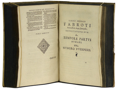 Tractatus novus et accuratissimus de partu naturali et legitimo… — Hippocratis Coi medicorum principis Antiphonon libri quinque. 